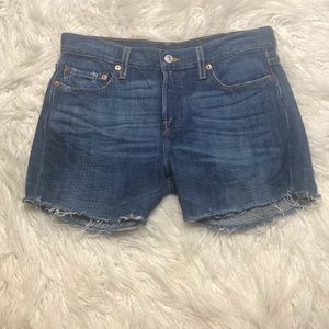 ⭐️🔹Levi’s 501 Cut-Off Shorts
